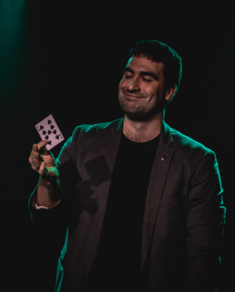 Archivo:Hugo maximiliano.png