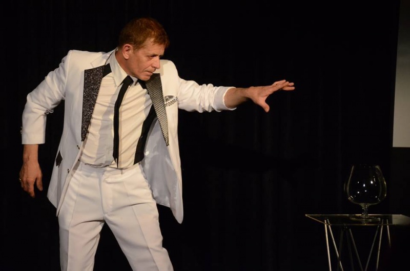 Archivo:Carlos barragan.jpg