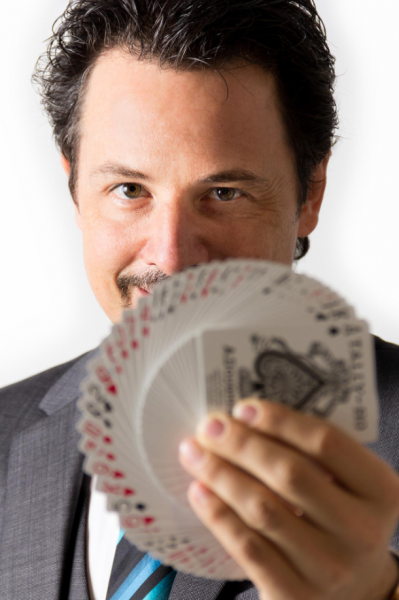 Archivo:Robert Stacher.png