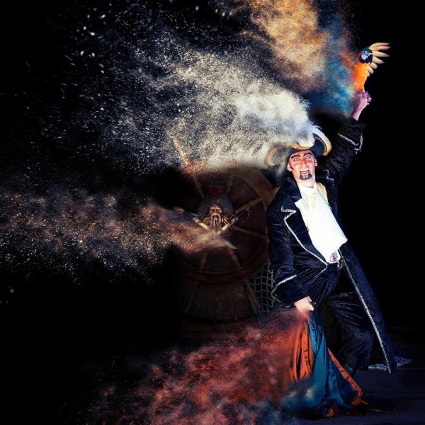 Archivo:Mago Cobra.jpg