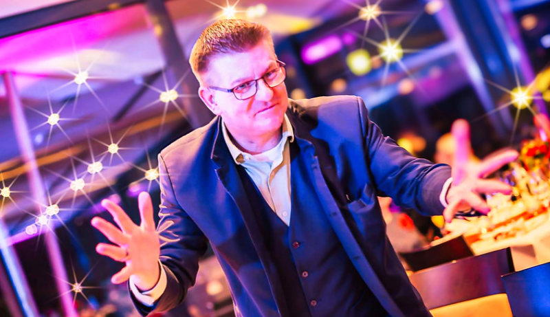 Archivo:Marc Dibowski.png