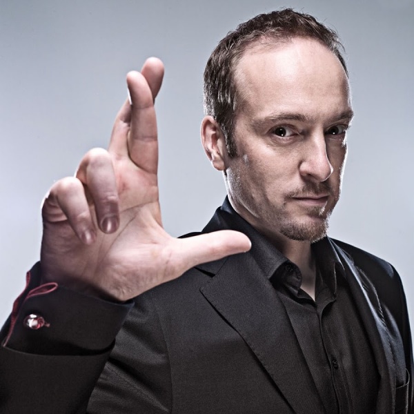 Archivo:Derren Brown.jpg