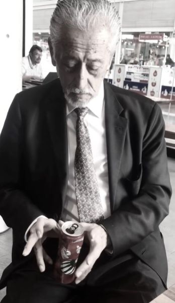 Archivo:Leo, Mago.jpg