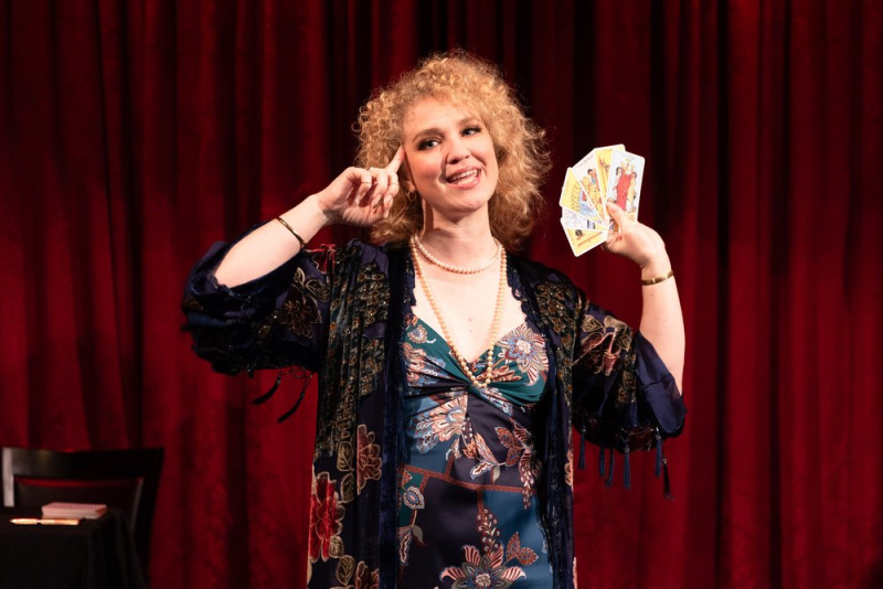 Archivo:Krystyn Lambert.jpg