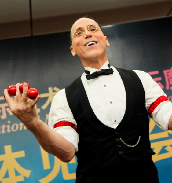 Archivo:Scott Nelson.png