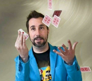 Mago Charly Braun.png