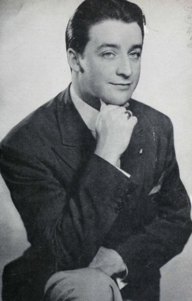 Archivo:Tom Auburn.png