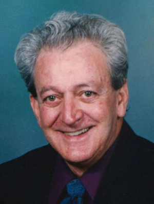 Cesareo Pelaez 01.jpeg