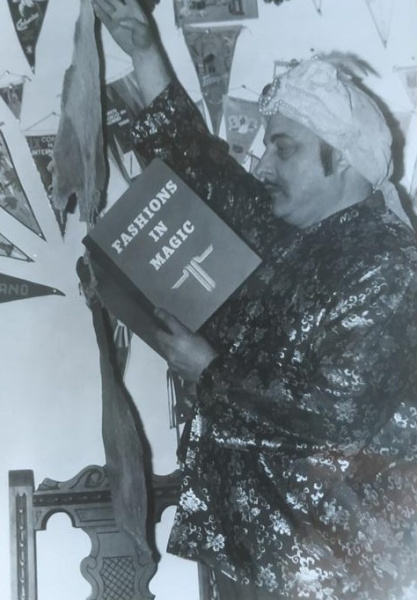 Archivo:Jacobo Gener Negre Jackner.jpg