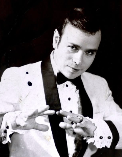 Archivo:Bellini, El Gran.png